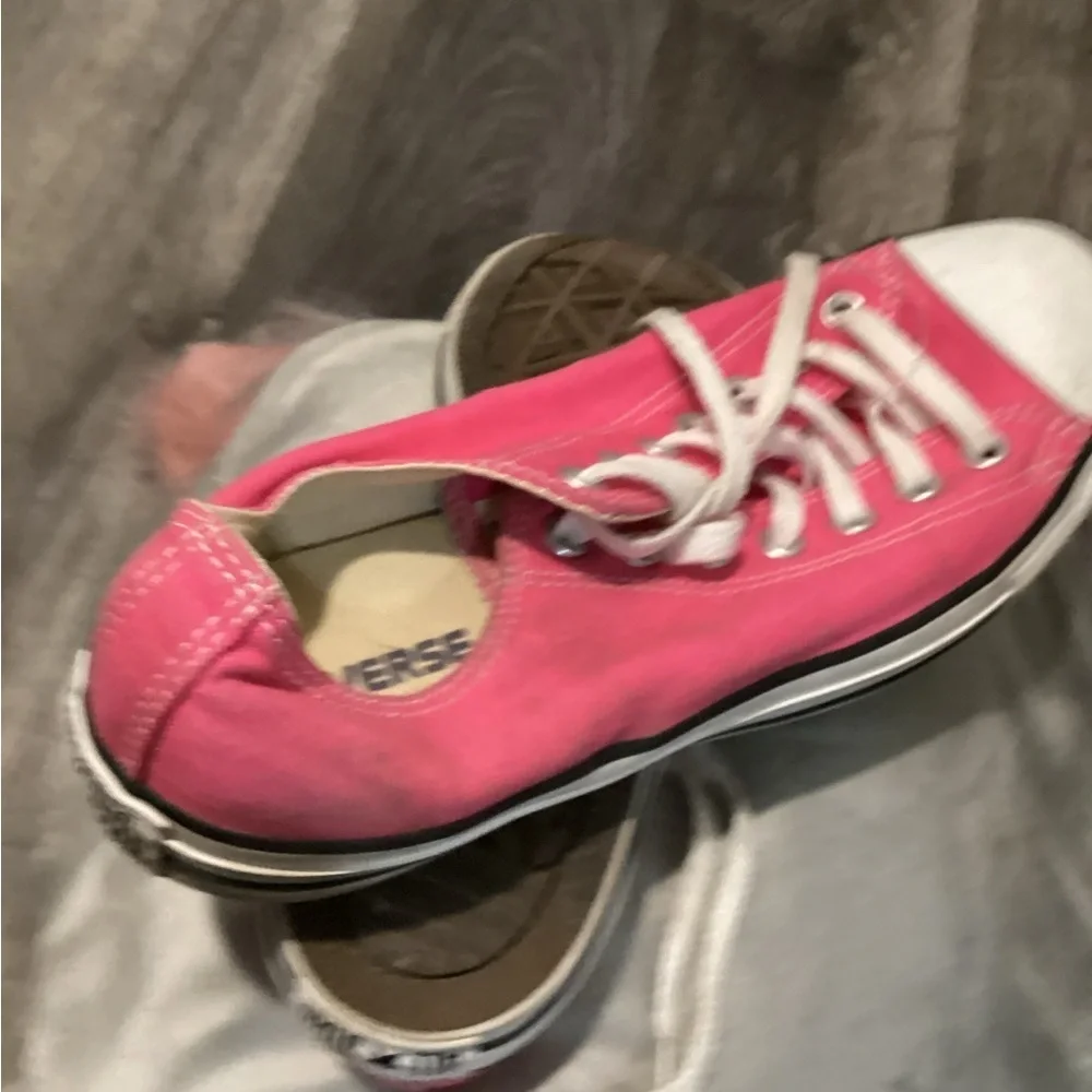 Converse ❤️ - Picture 2 of 5